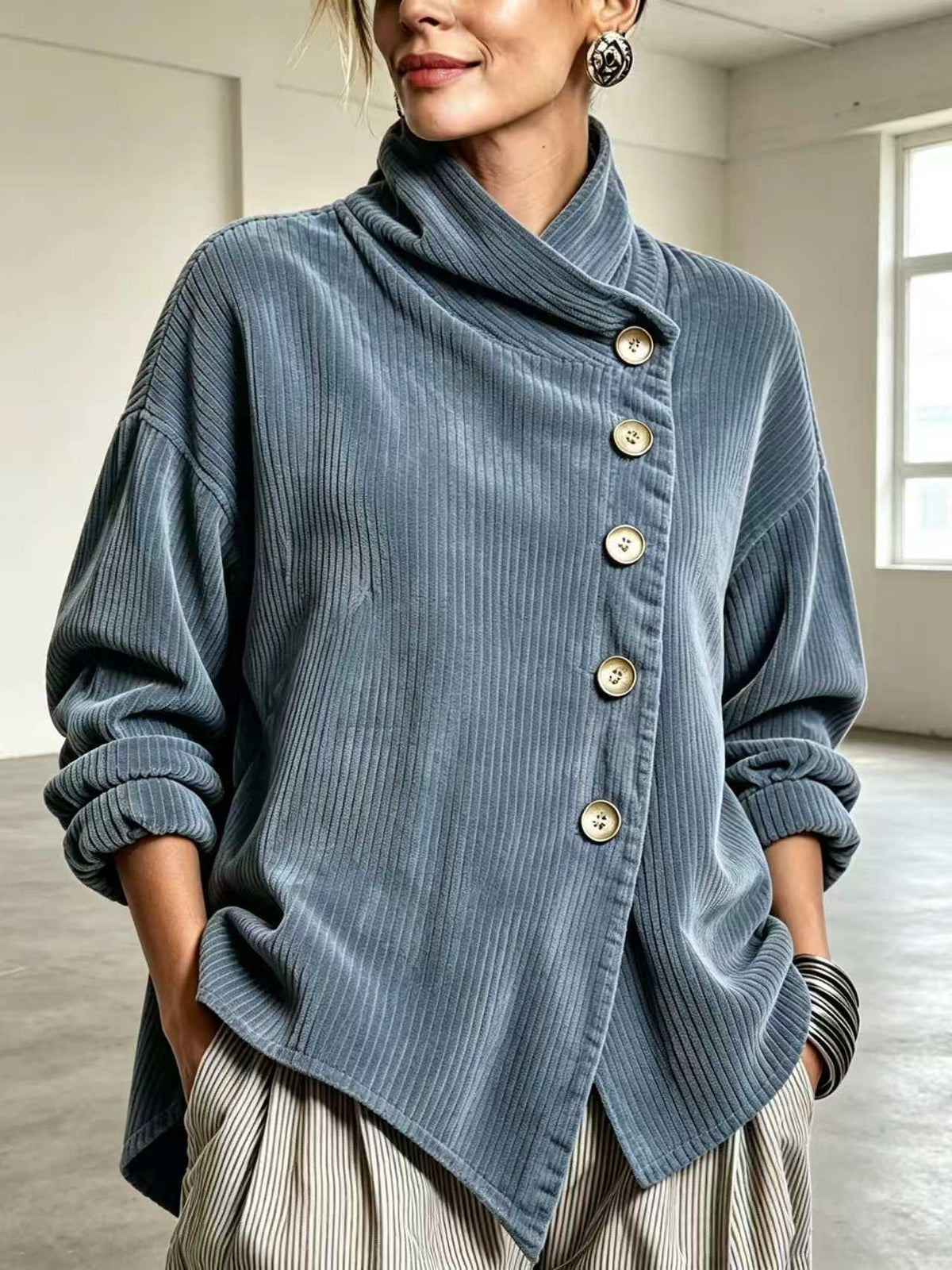 Elara | Maglione in velluto a coste con collo alto