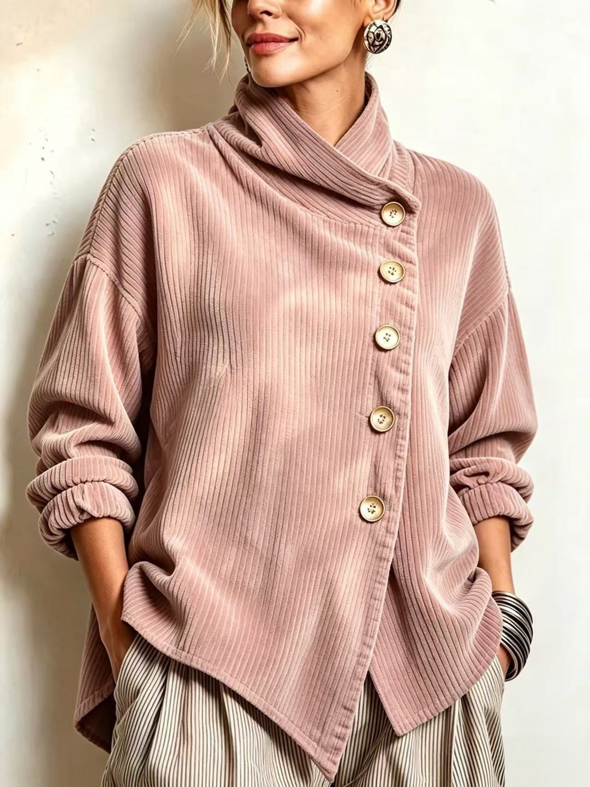 Elara | Maglione in velluto a coste con collo alto