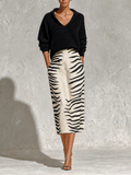 Top a Maglia Nera con Collo e Gonna Midi in Lino a Zebra Due Pezzi